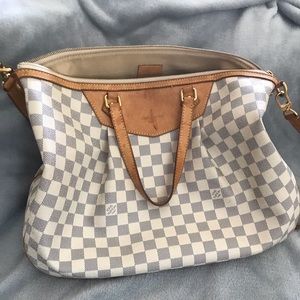 Authentic Louis Vuitton Siracusa GM Azur w/ strap